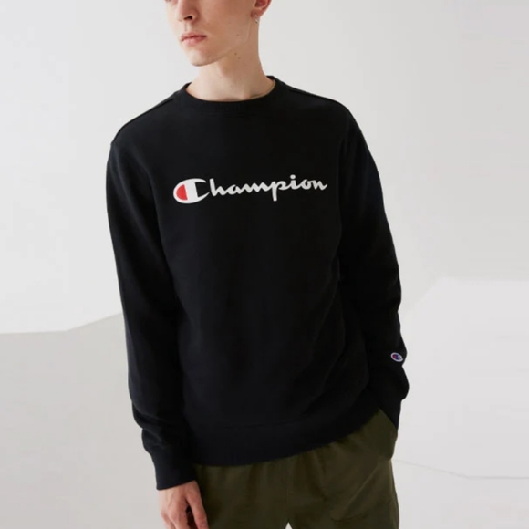 Champion cursive crewneck pullover size L